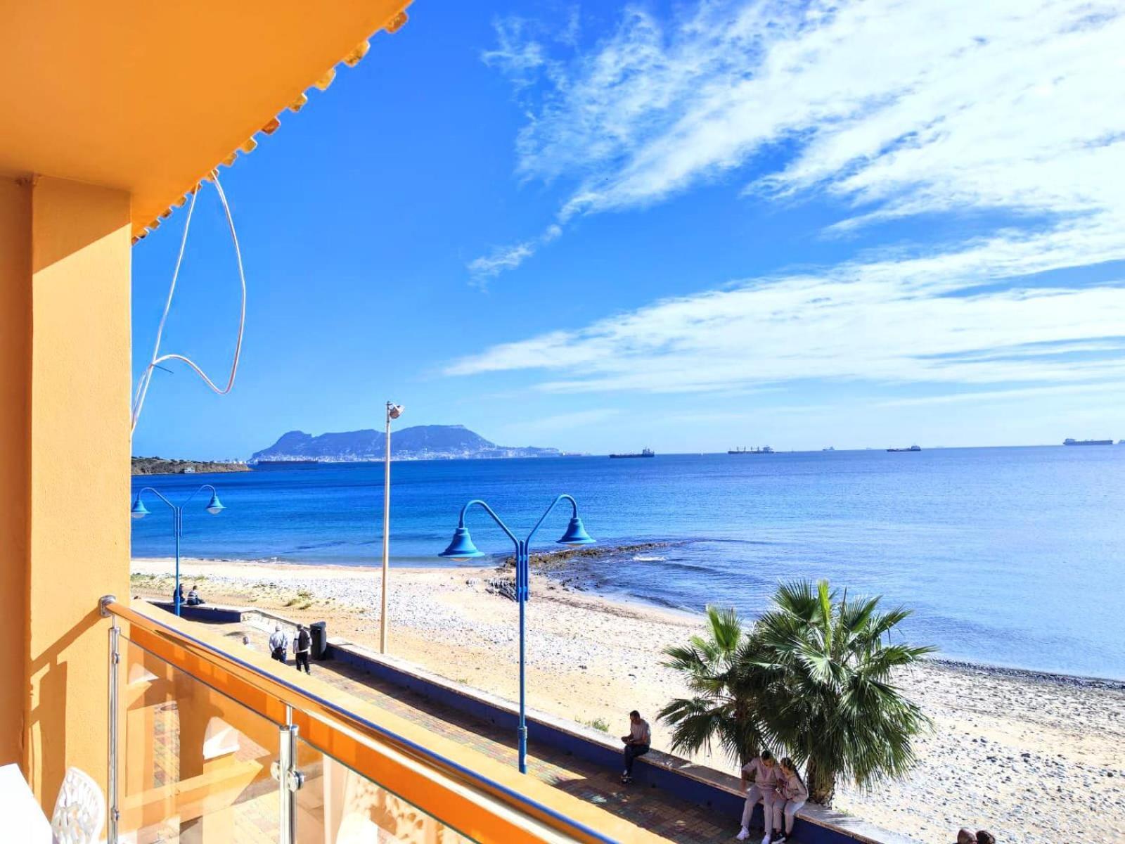 Getares Beach Альхесирас Экстерьер фото
